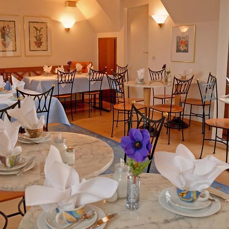 Stadthotel Κωνσταντία Εξωτερικό φωτογραφία